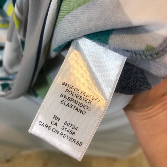 BCBG Sleeveless top - Picture 5 of 7